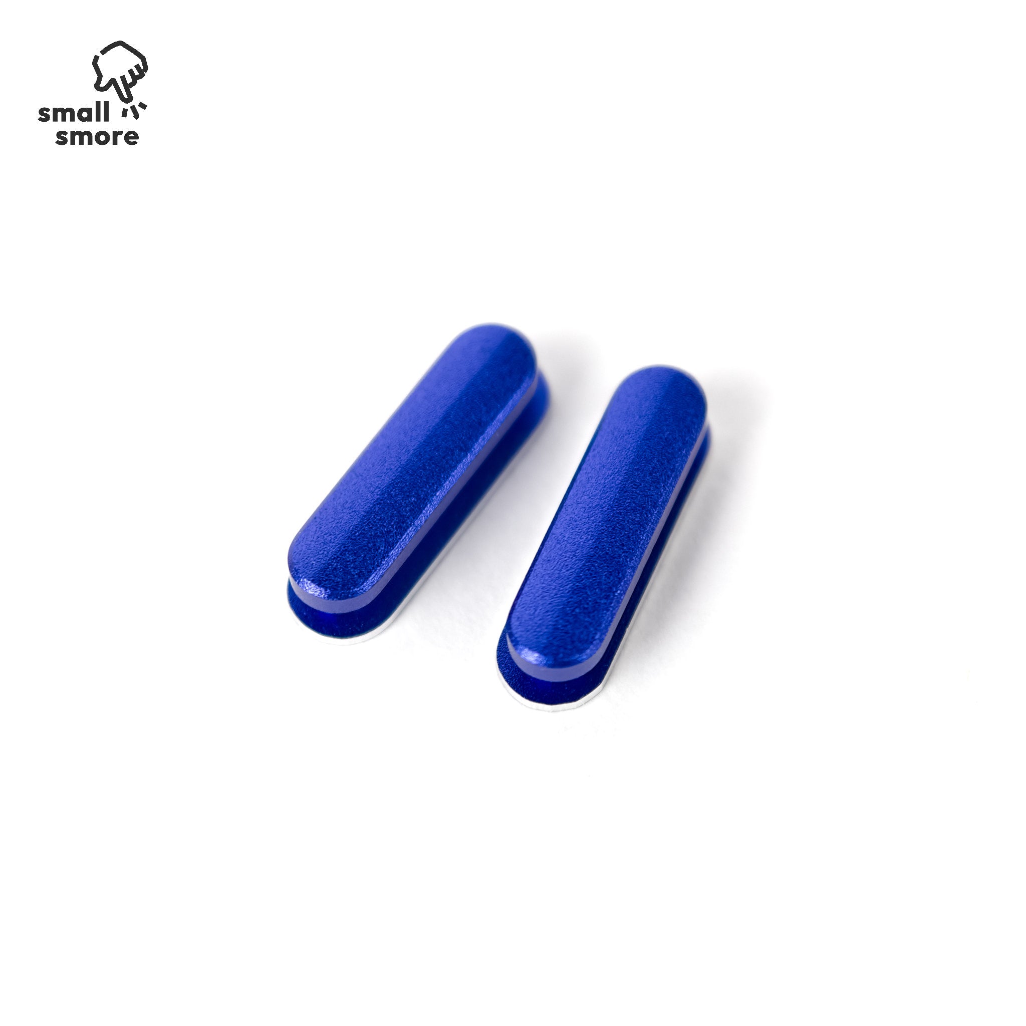 Existing OCase metal button pair, reference 8